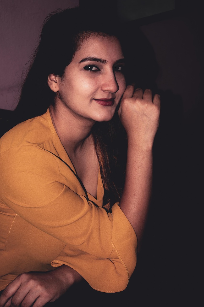 woman, beautiful, portrait, smile, pretty, attractive, girl, female, young woman, indian, south asian