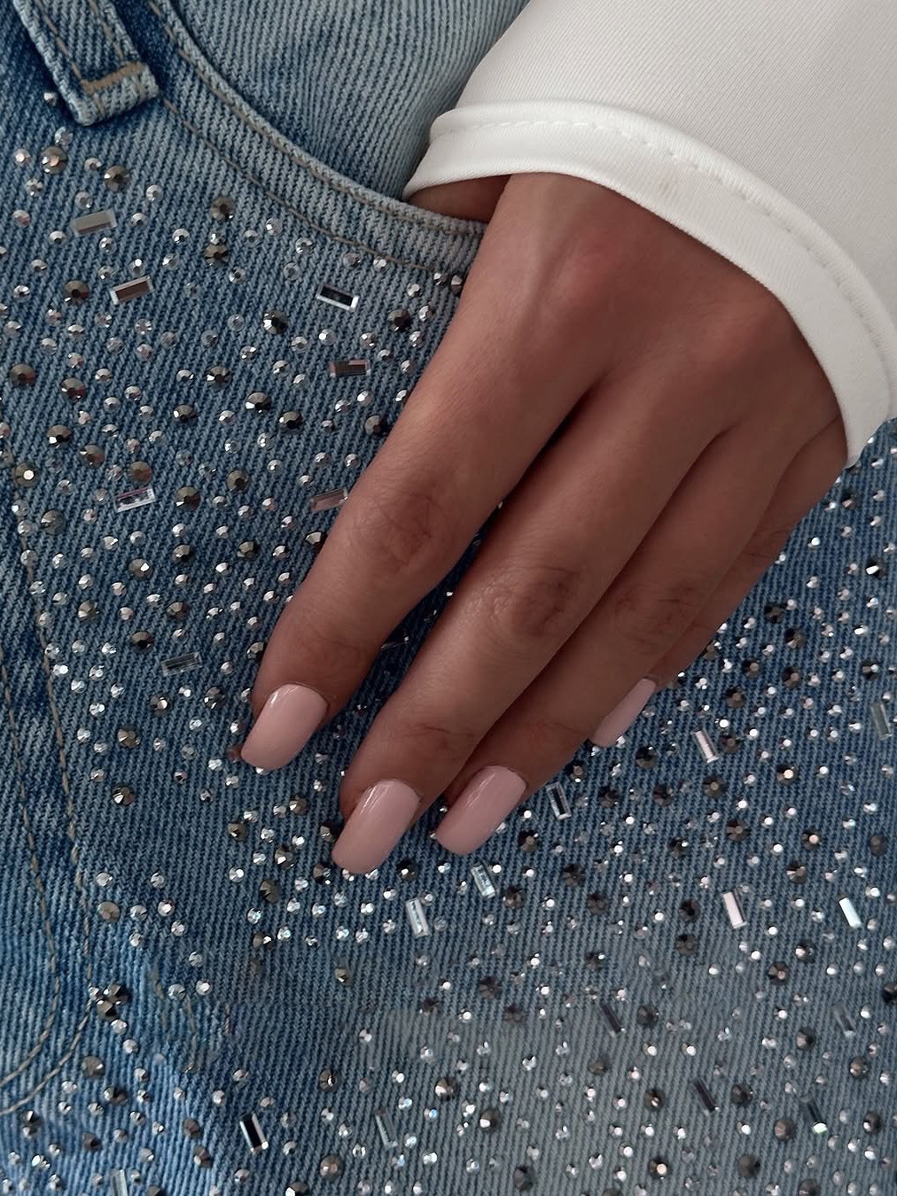 Irregular Rhinestone Jeans - Image 3