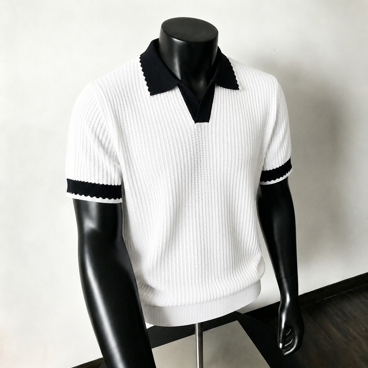 Elegant Short Sleeves Men's T-Shirt - Image 7