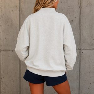 Women’s Embroidered Long-sleeve Sweatshirt