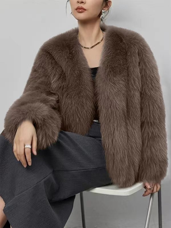 women Short Faux Fur Coat With A V-neck - Image 5